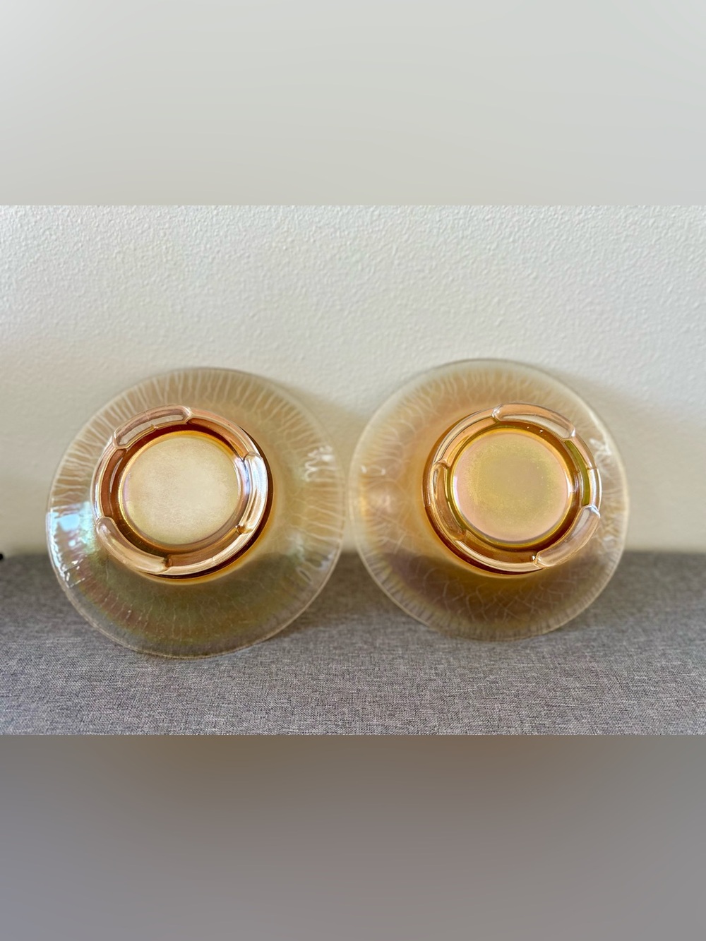 vintage marigold iridescent stretch glass bowls - set of 2 - Picture 5 of 8